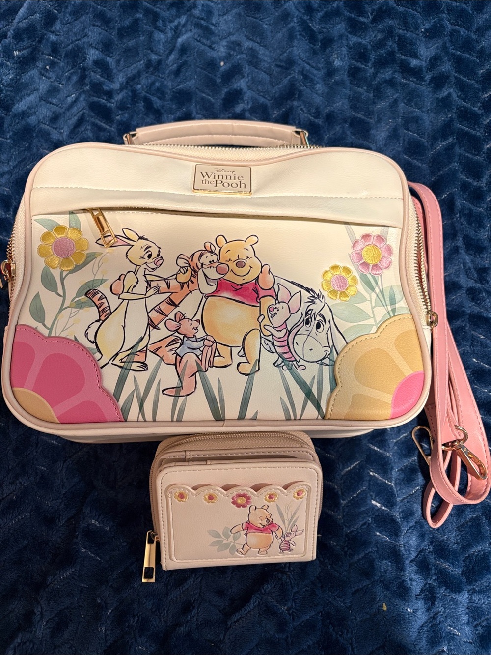 Disney Winnie the Pooh Cream & Pink Floral Crossbody Bag with Matching Wallet